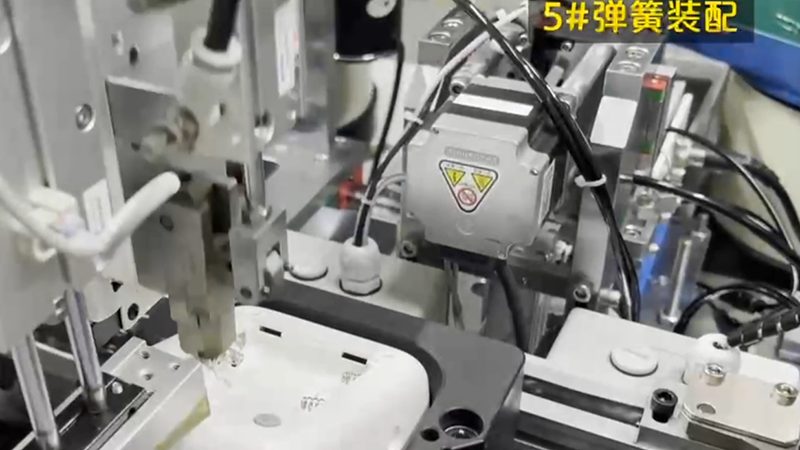 小型工业机器人生产线：价格背后的考量因素